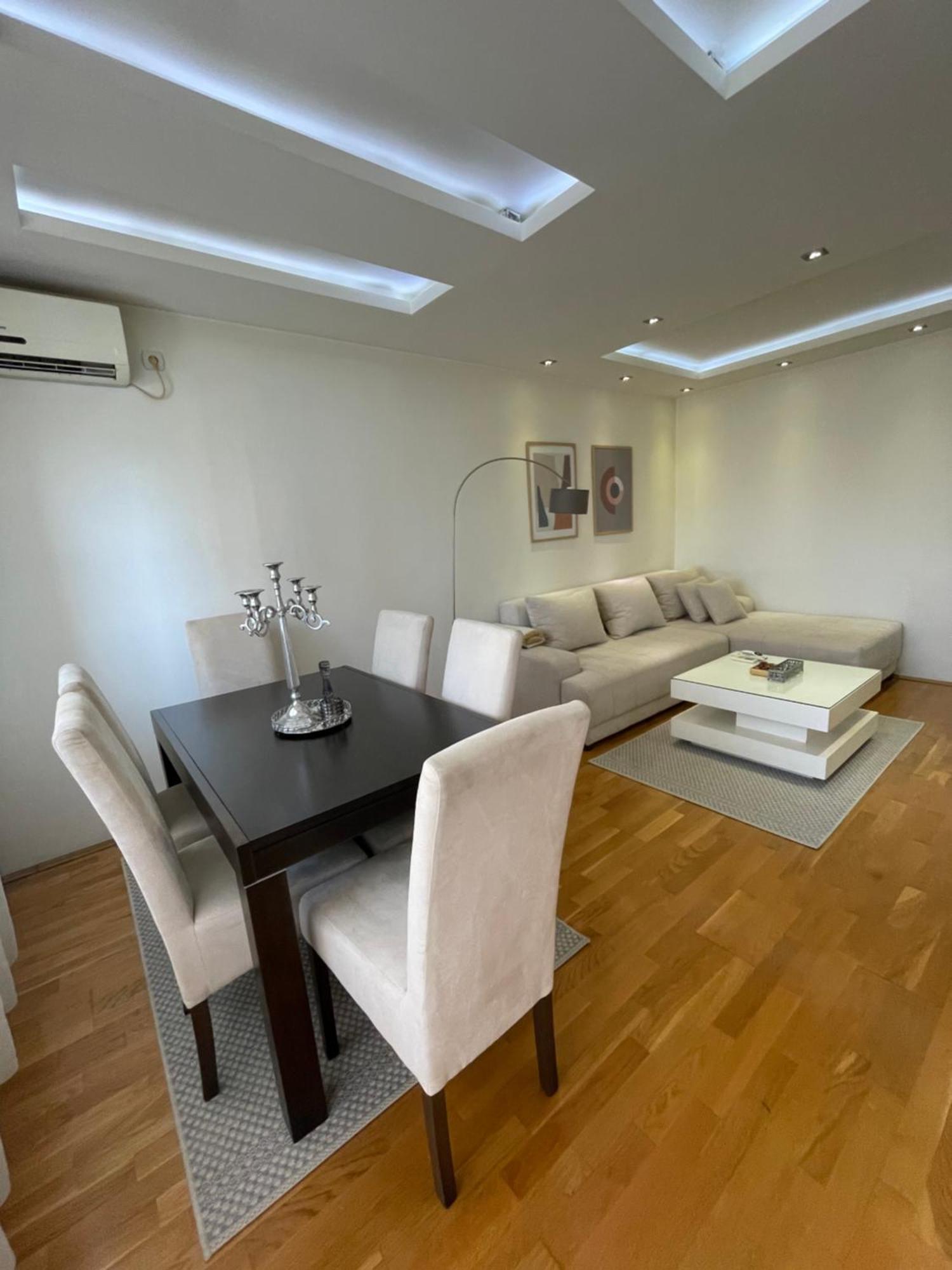 Charme Apartman Kruševac 外观 照片